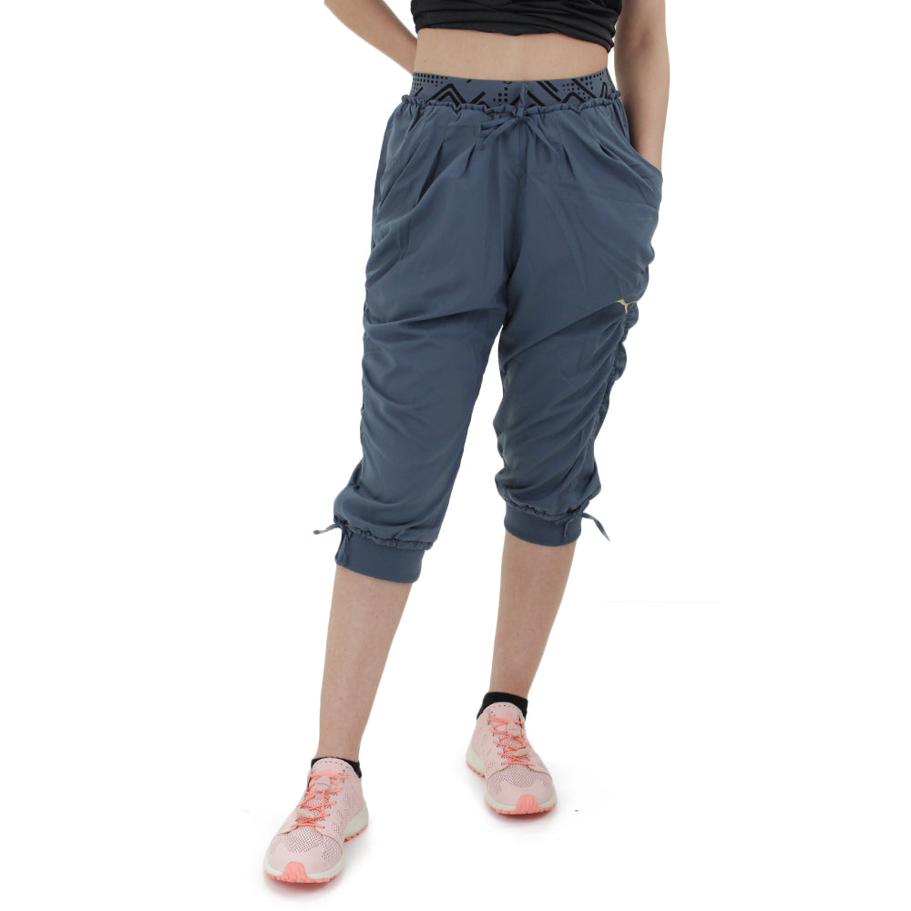 Image for Women's Sport Crop Pant,Dark Grey