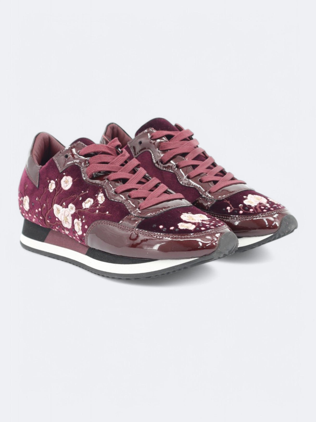 Women's Flower Embroidered Sneakers,Burgundy