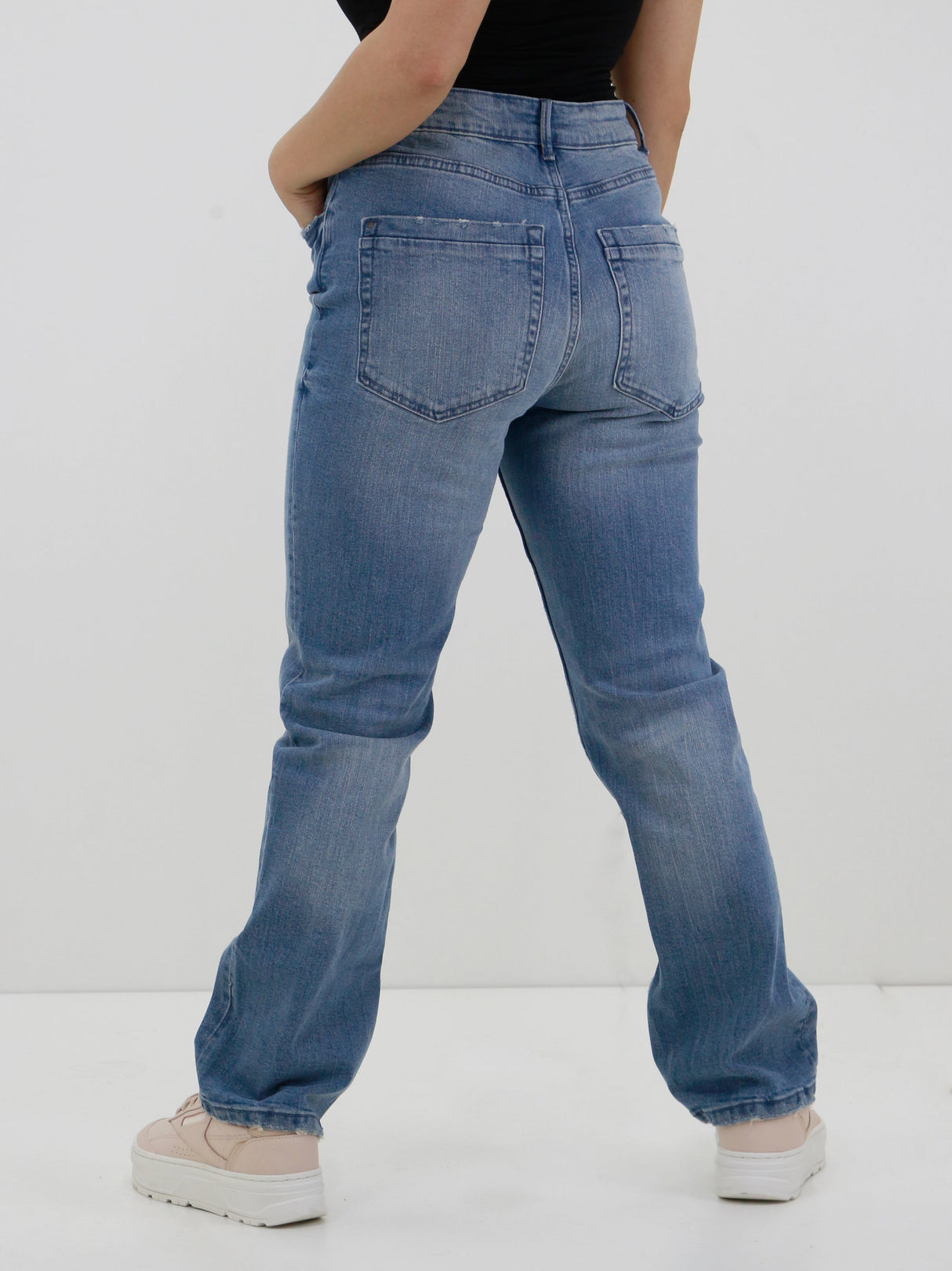 Image for Women's Straight Fit Washed Jeans,Light Blue