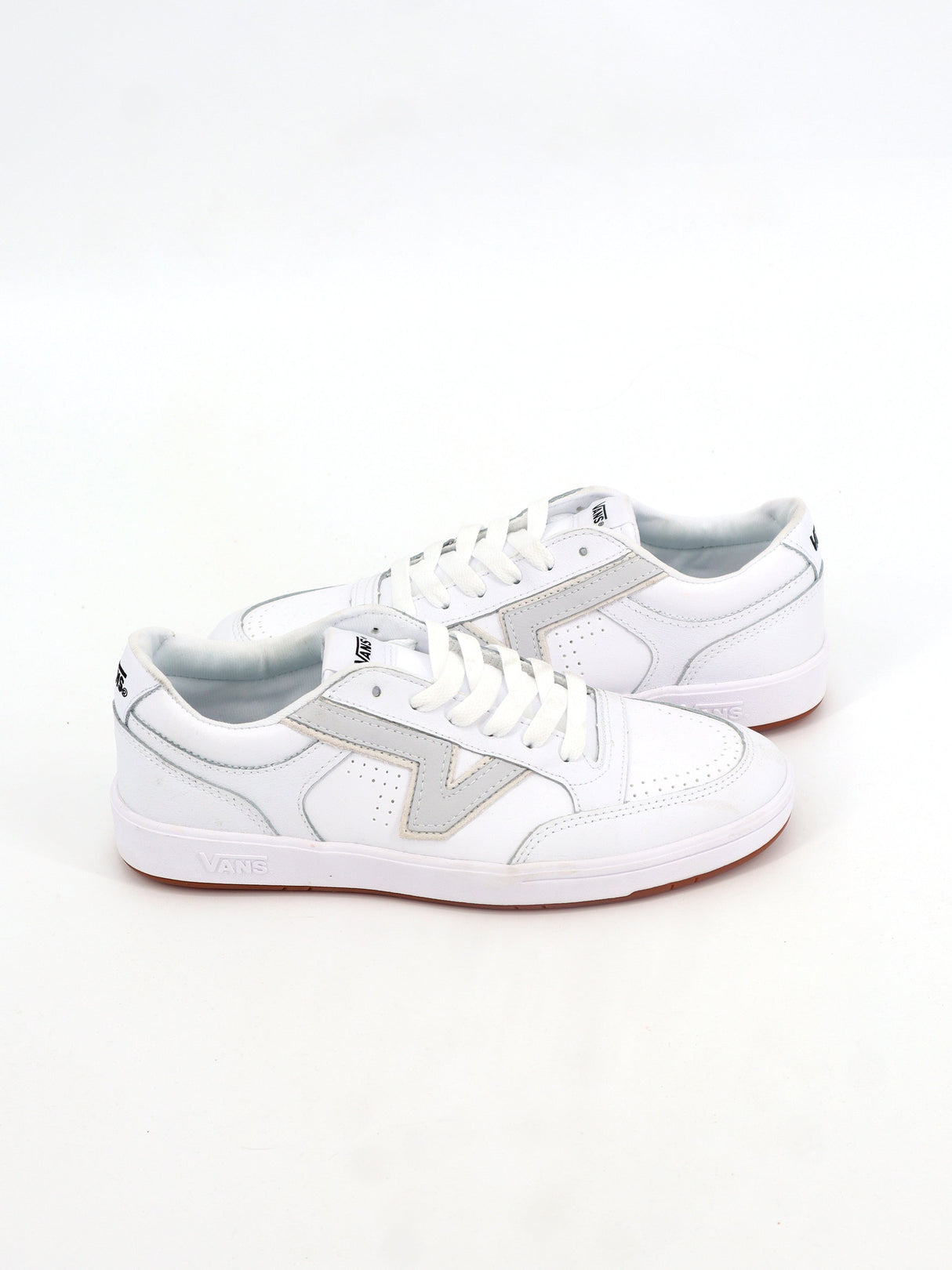 Women's Textured Sneakers,White