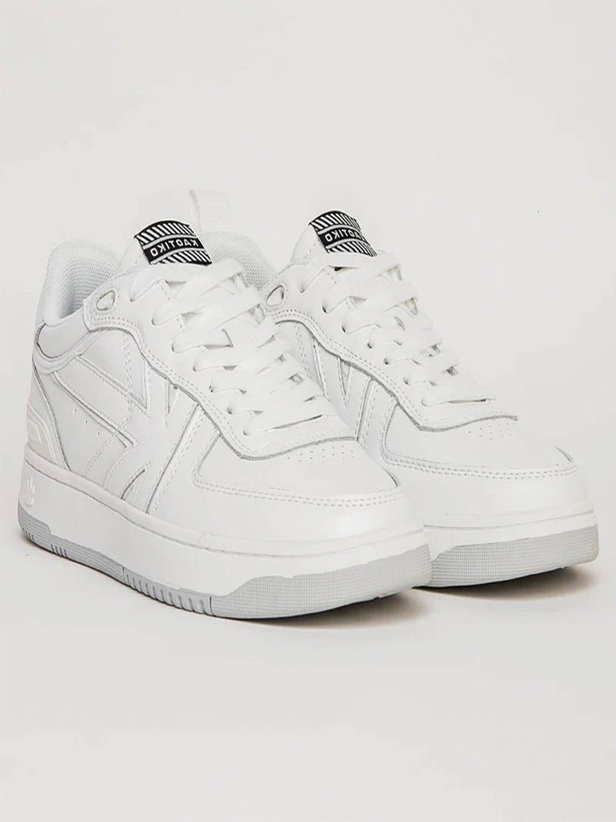 Women's Textured Sneakers,White