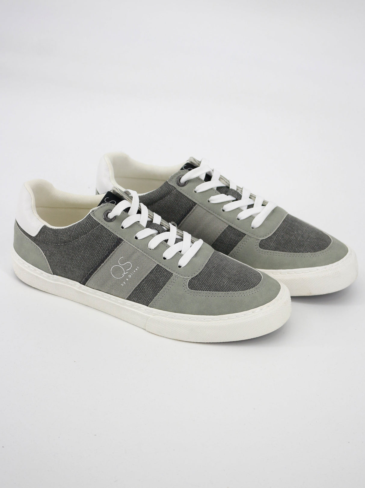 Image for Men's Textured Sneakers,Grey