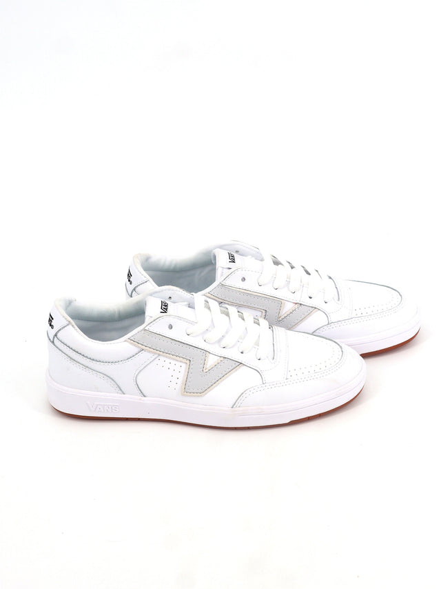 Image for Women's Textured Sneakers,White