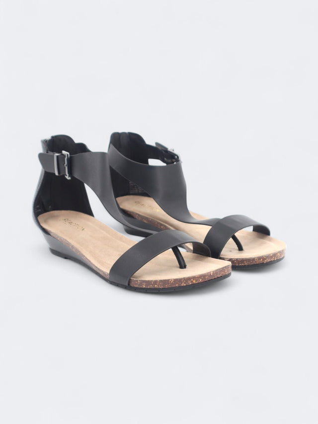 Image for Women's Plain Medium Heels Sandals,Black