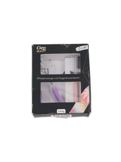Image for Eyelash Curler And Eyebrow Comb