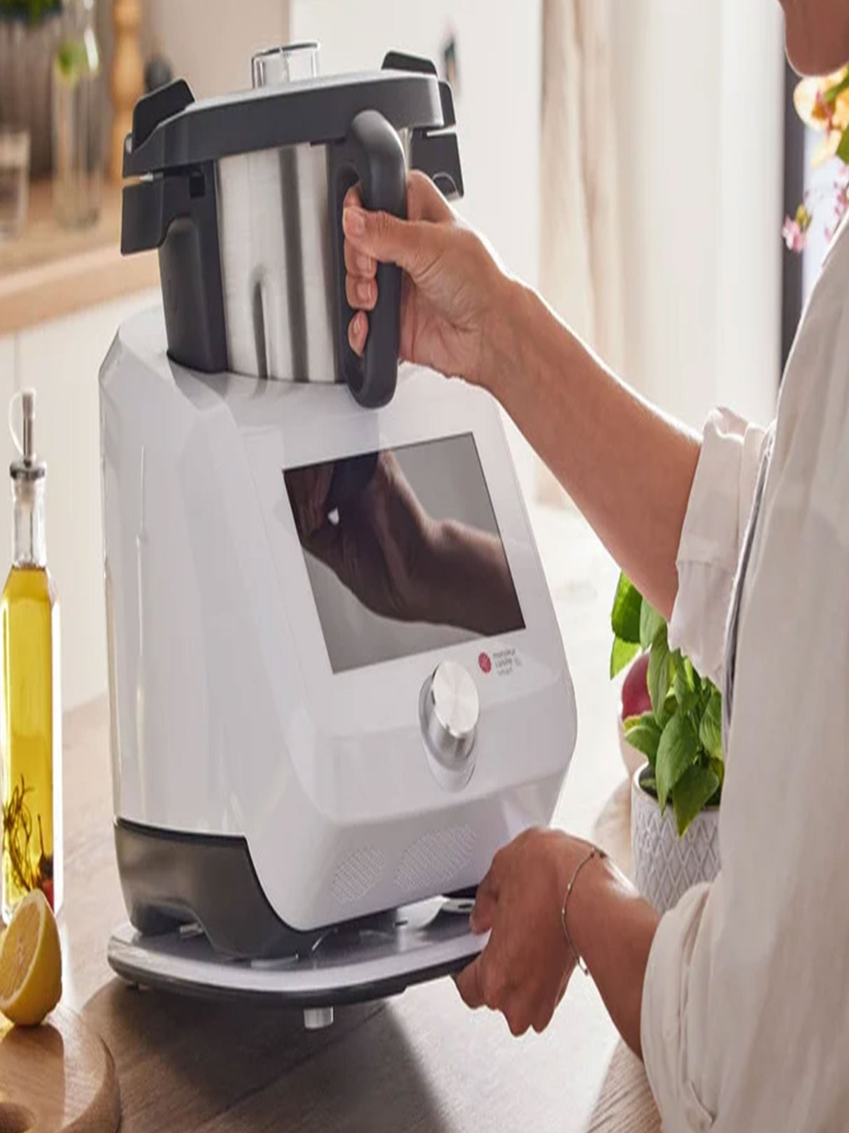 Stand For Termorobot Mc