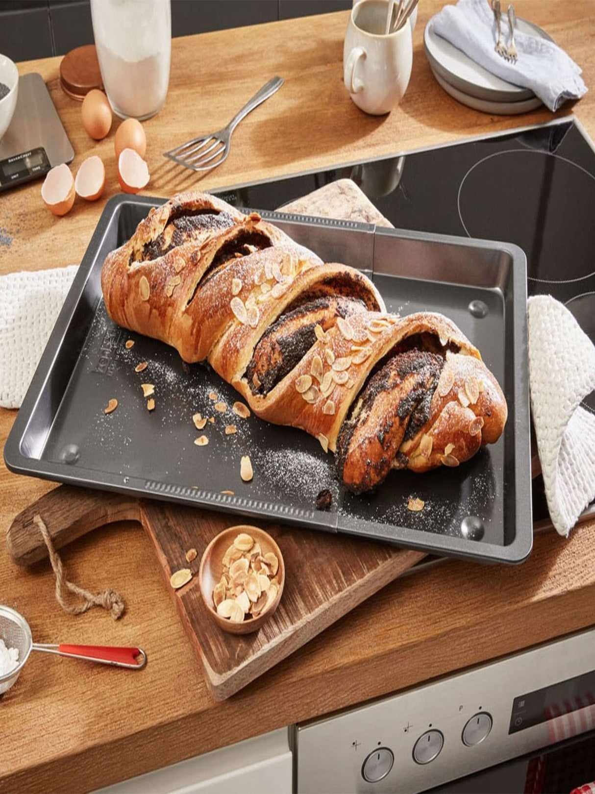 Universal Adjustable Oven Tray